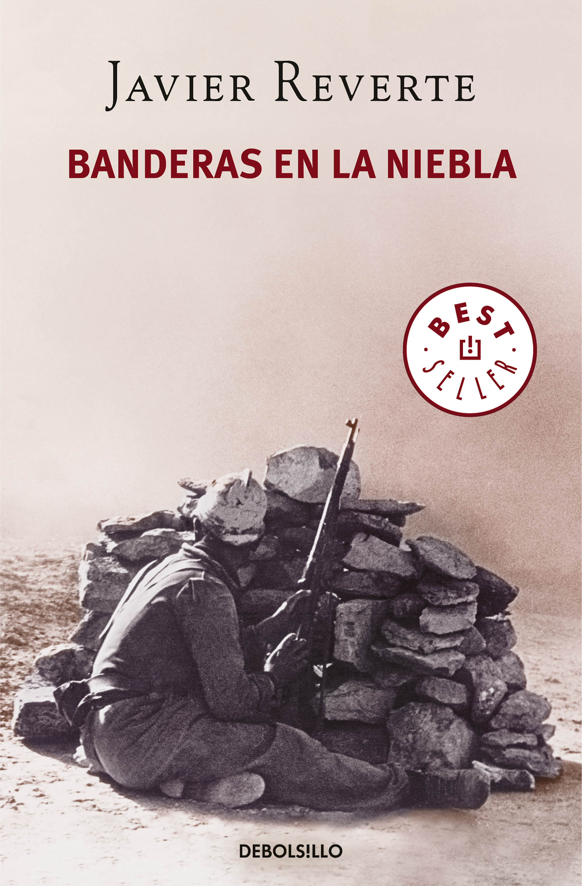 BANDERAS EN LA NIEBLA (ESTUCHE X348799)